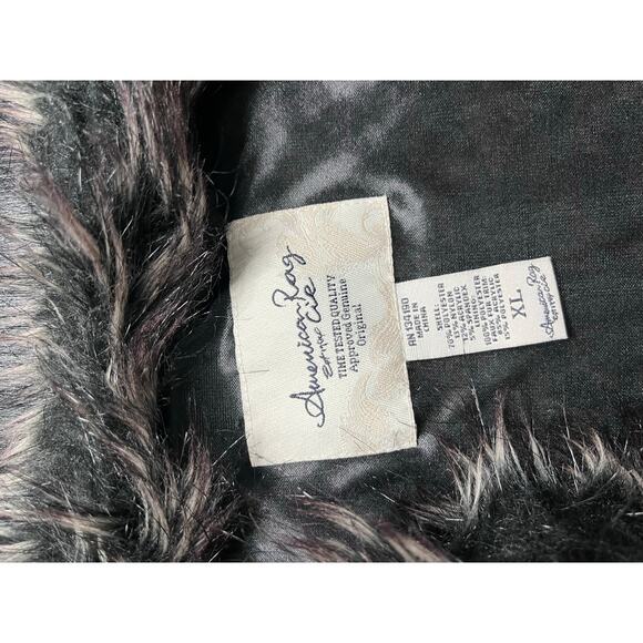 Vintage Y2K American Rag Nordic Style Fur-lined Cropped Vest - Picture 8 of 10